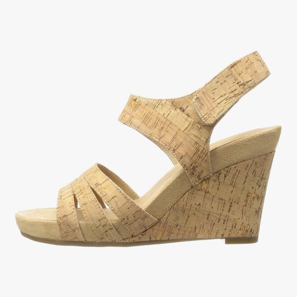 AEROSOLES A2 Plush Day Cork Tan Wedge Sandals. NWT. 7.5